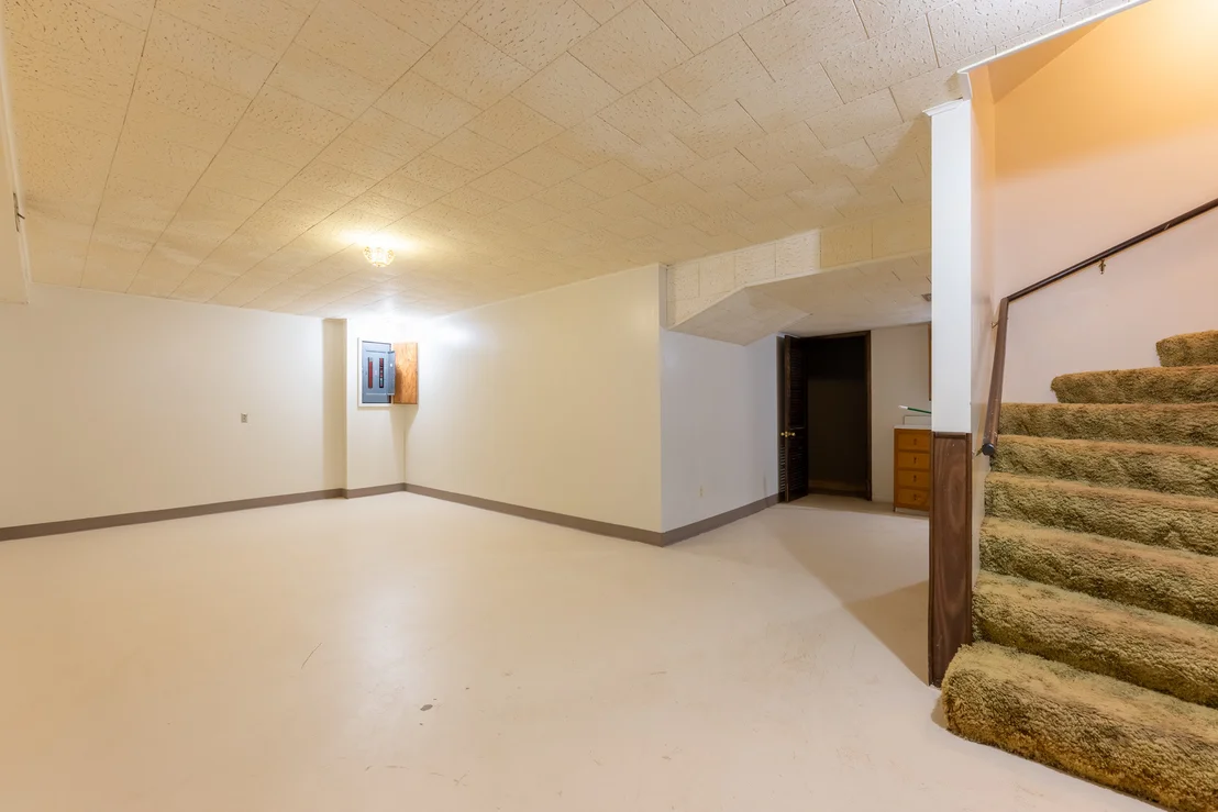 Photo of 801 Oakcrest Drive