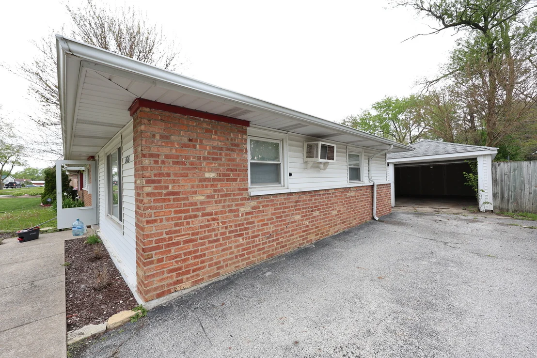 Photo of 366 Blackhawk Drive