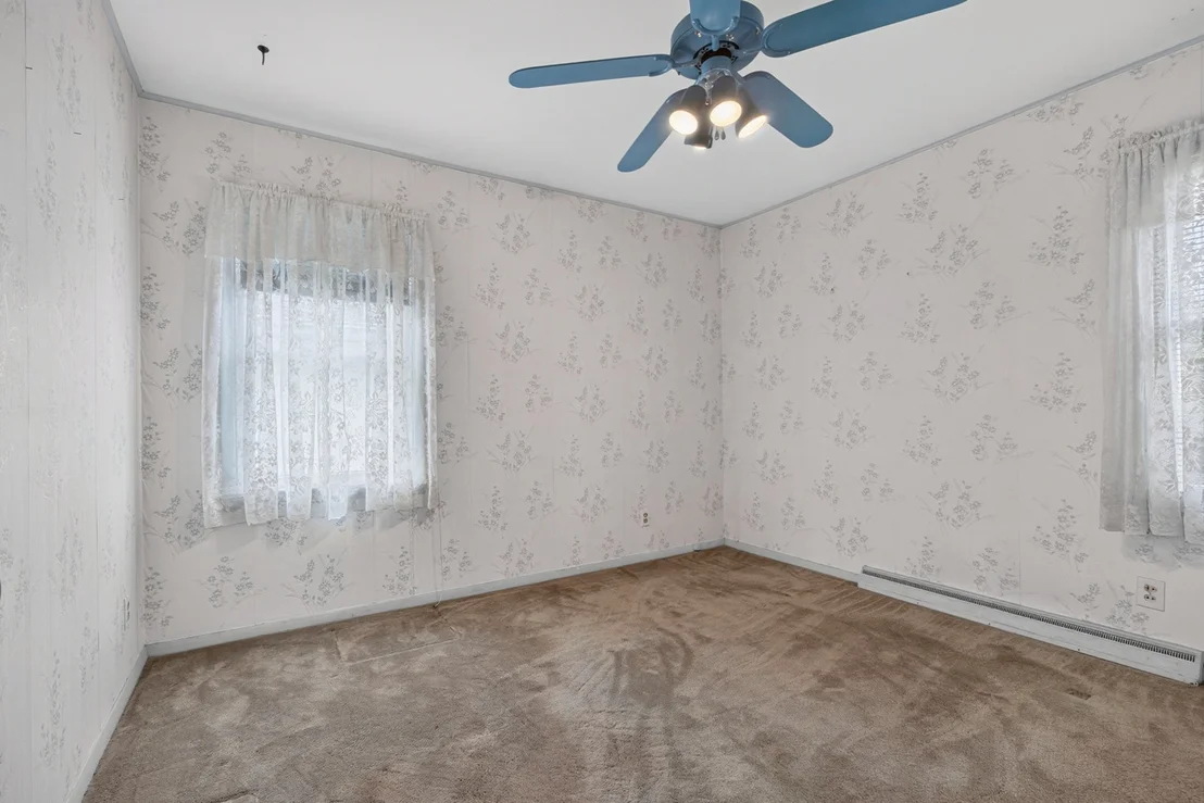 Photo of 405 Warren Avenue