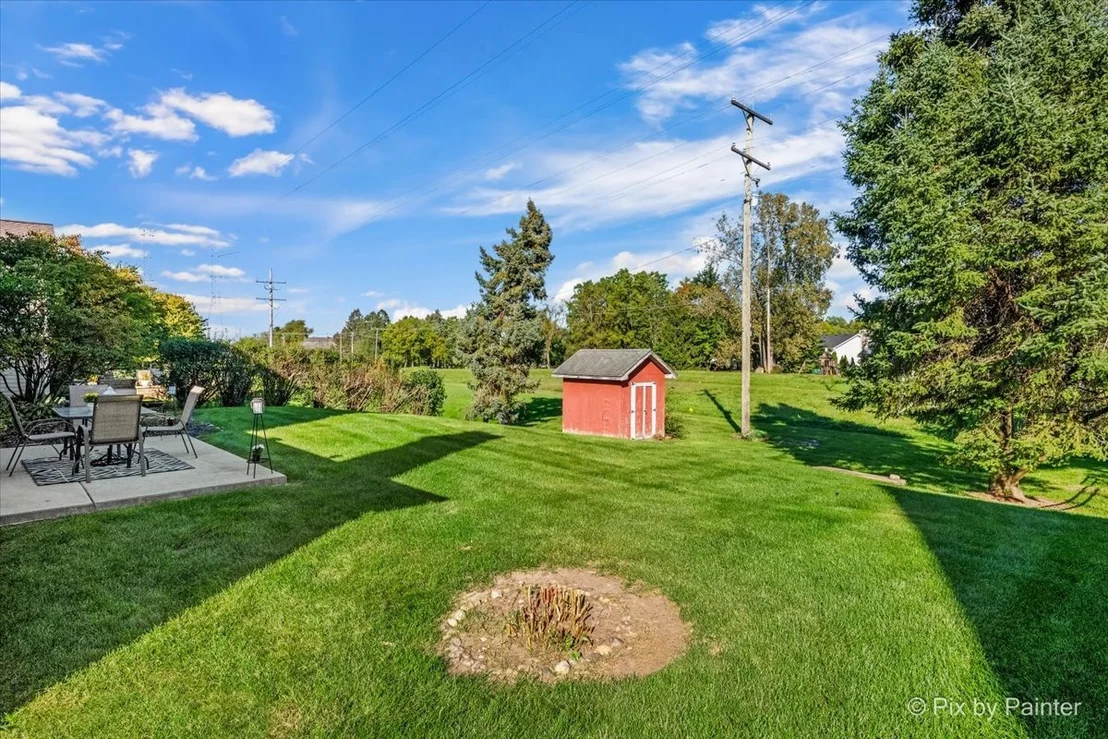 Photo of 765 Crest Drive