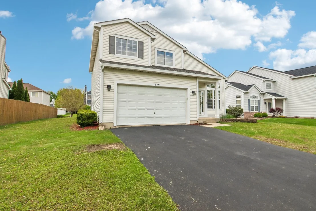 Photo of 479 Foxborough Trail