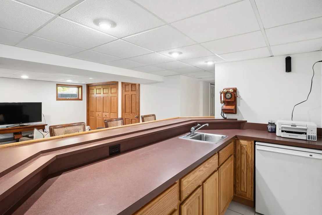Photo of 208 Parkview Road