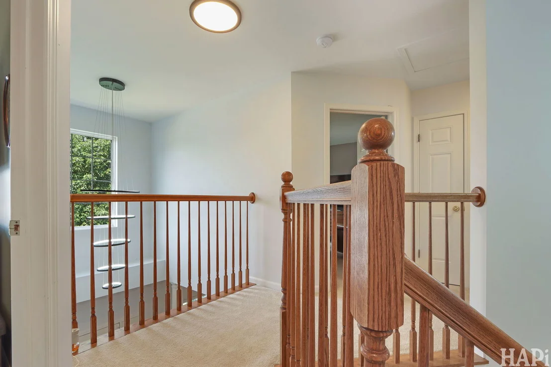Photo of 4570 Loyola Drive