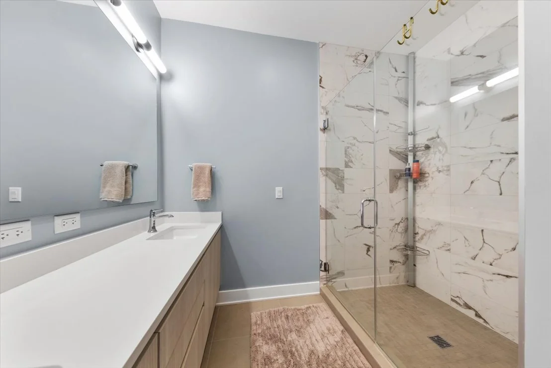 Photo of Unit 206 at 6 N Bishop Street