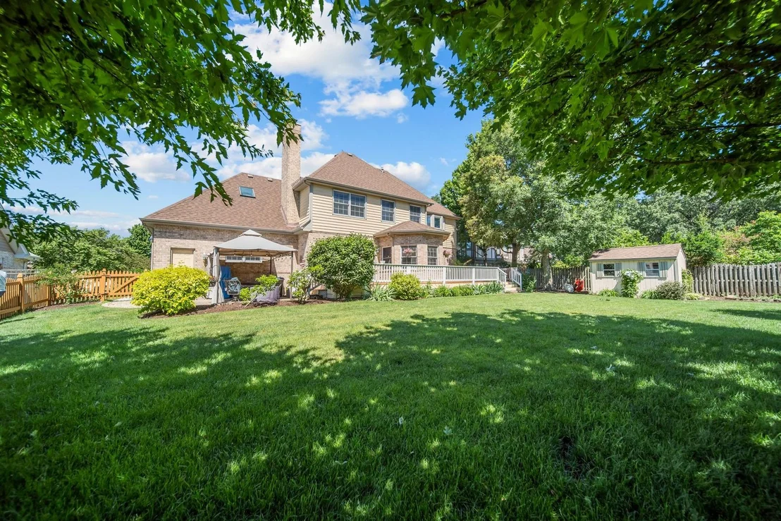 Photo of 1233 Eagle Crest Drive
