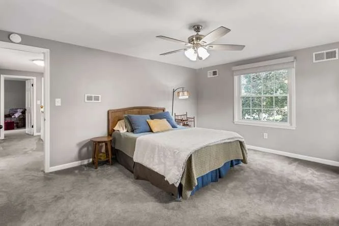 Photo of 1703 Mayfair Road