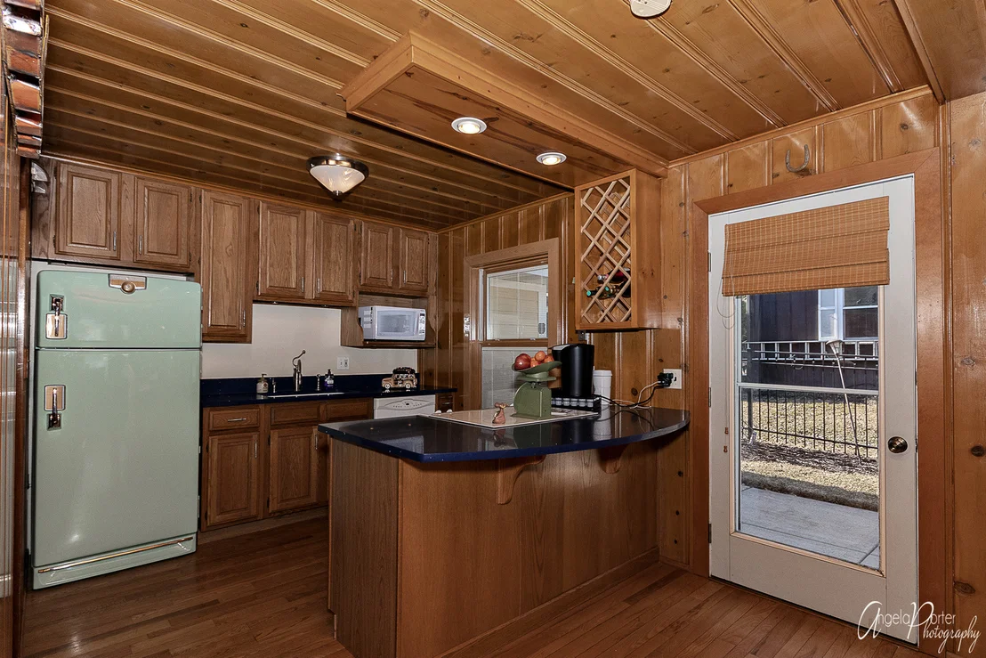 Photo of 906 River Terrace Drive
