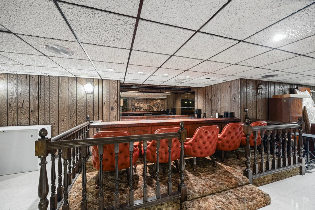Photo of 412 Stratford Lane