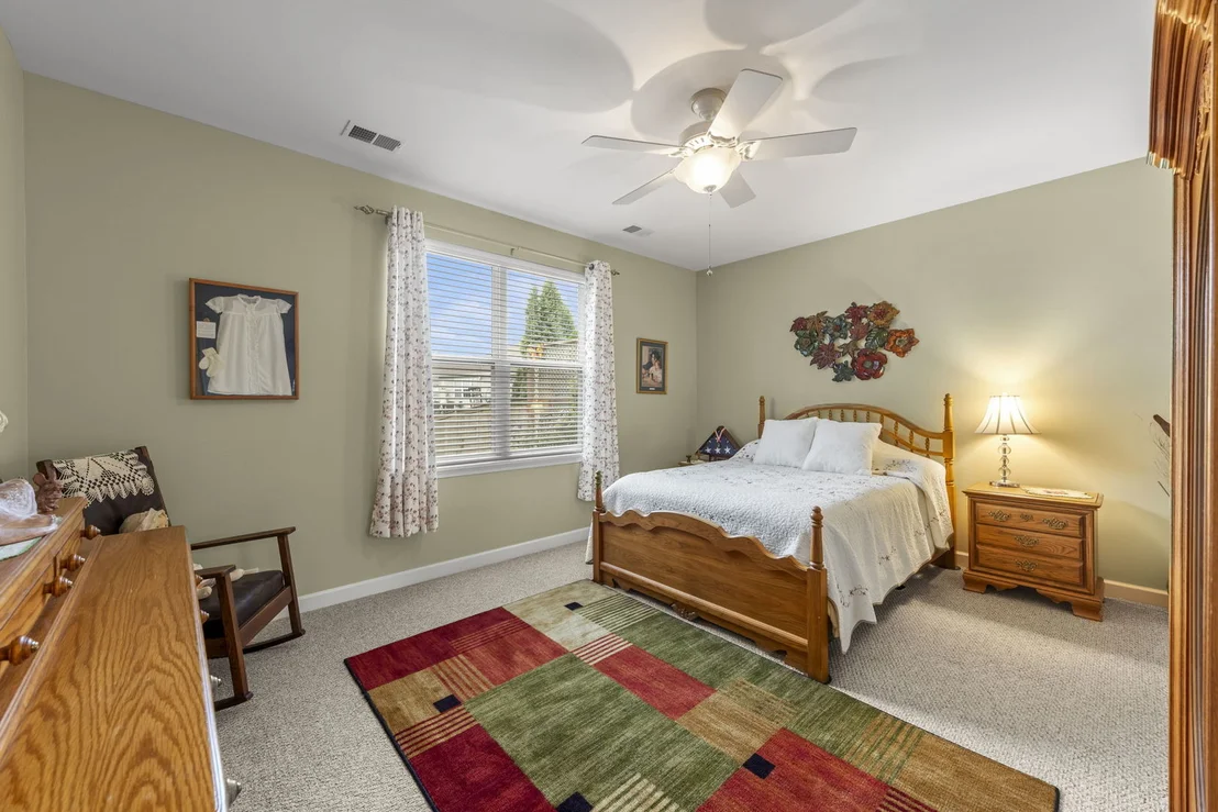 Photo of 784 Bellevue Circle