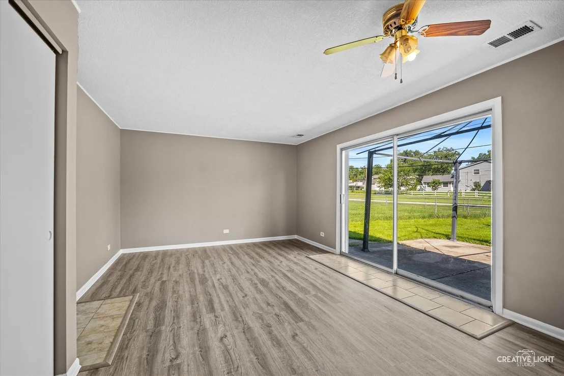 Photo of 1194 Windsor Lane