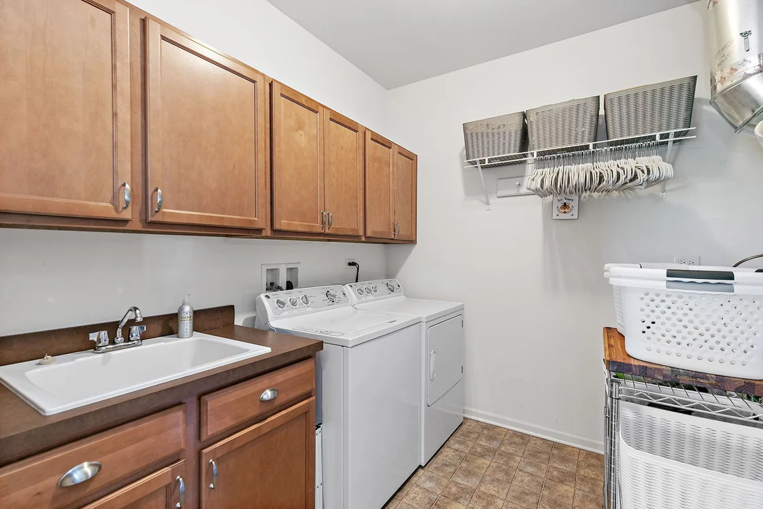 Photo of 545 Autumn Circle
