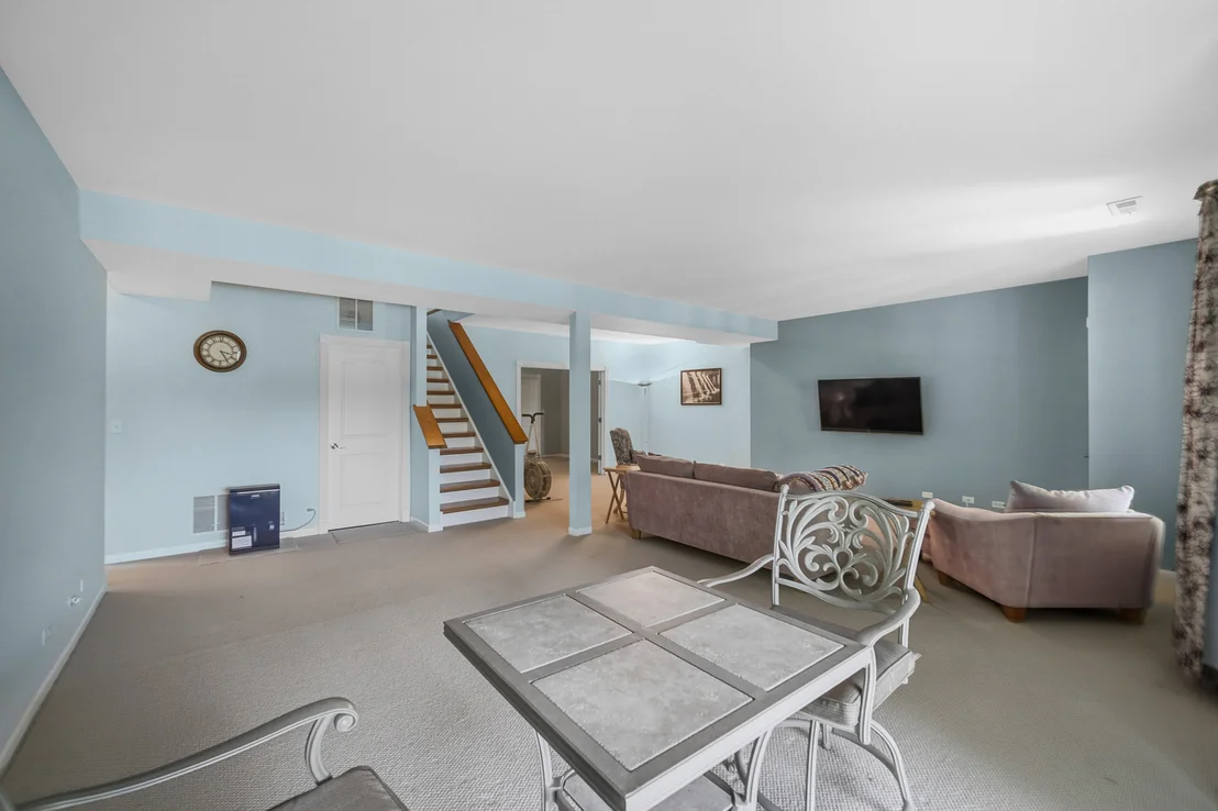 Photo of 720 Viewpointe Drive
