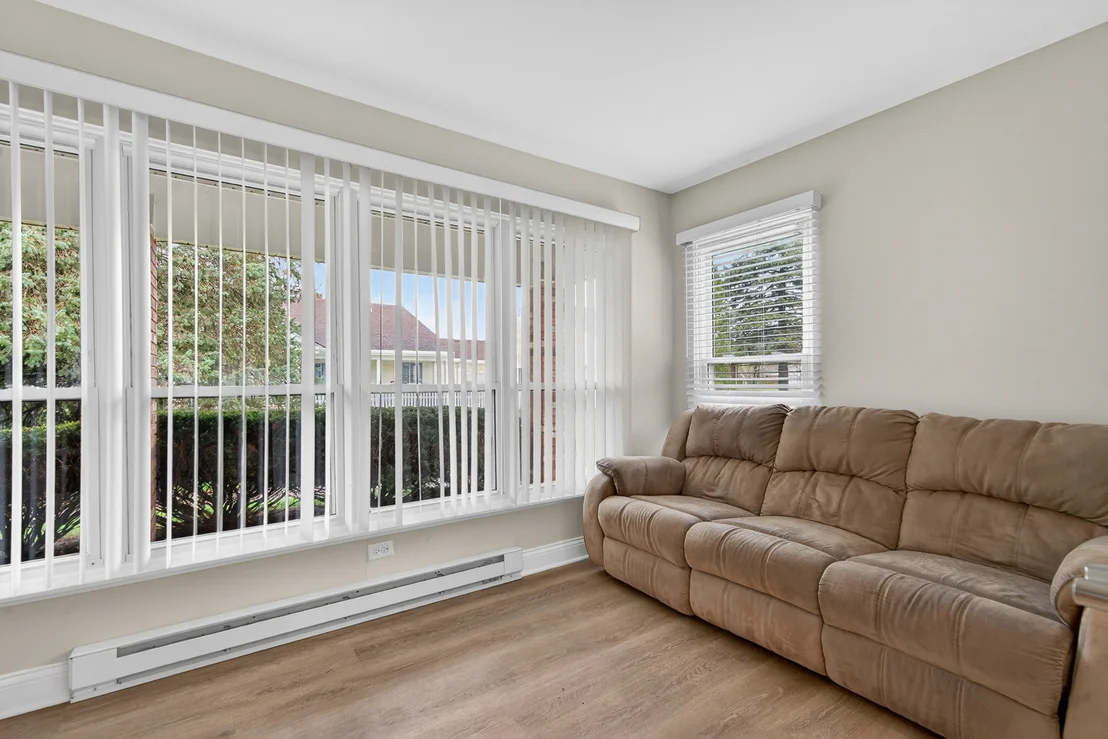 Photo of 7225 Oxford Circle