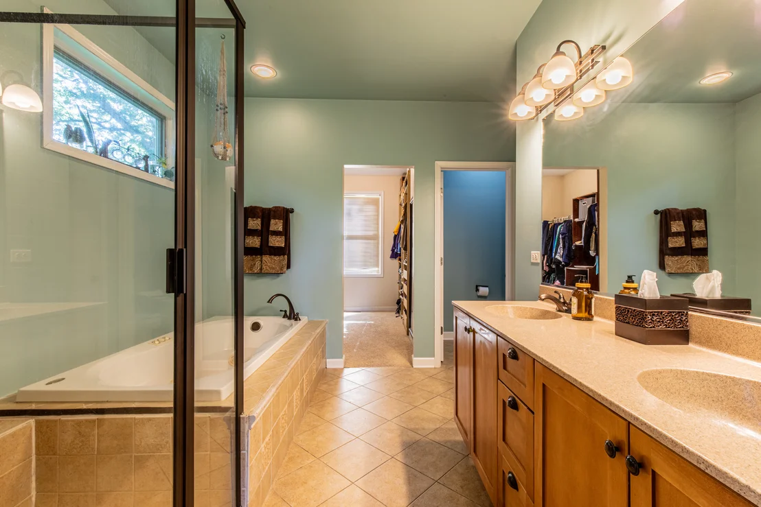 Photo of 4040 River Ridge Lane
