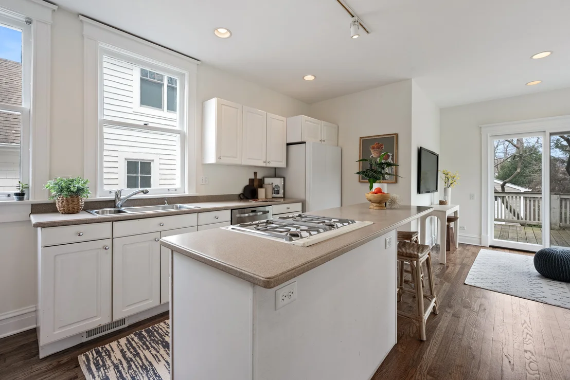 Photo of 841 Prospect Avenue