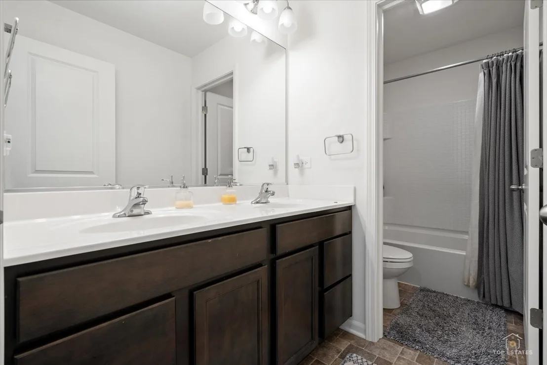 Photo of 25417 W Ryan Lane