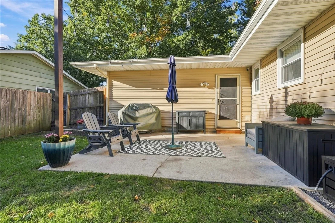 Photo of 1211 Searle Drive