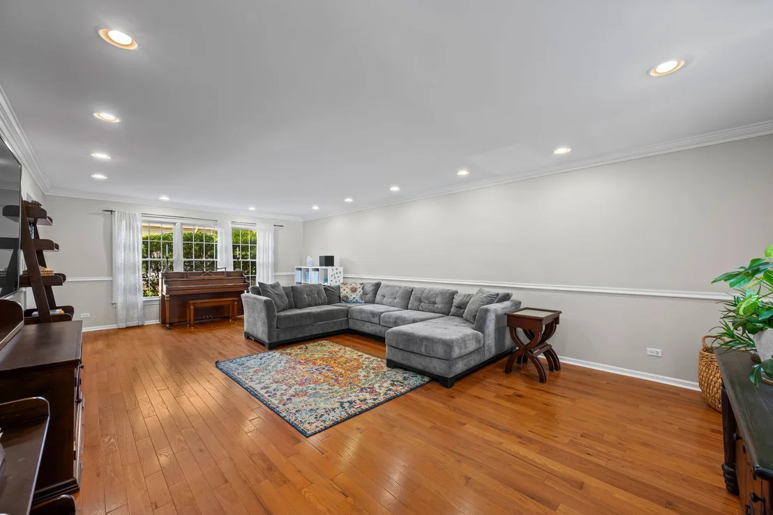 Photo of 530 PINECROFT Drive