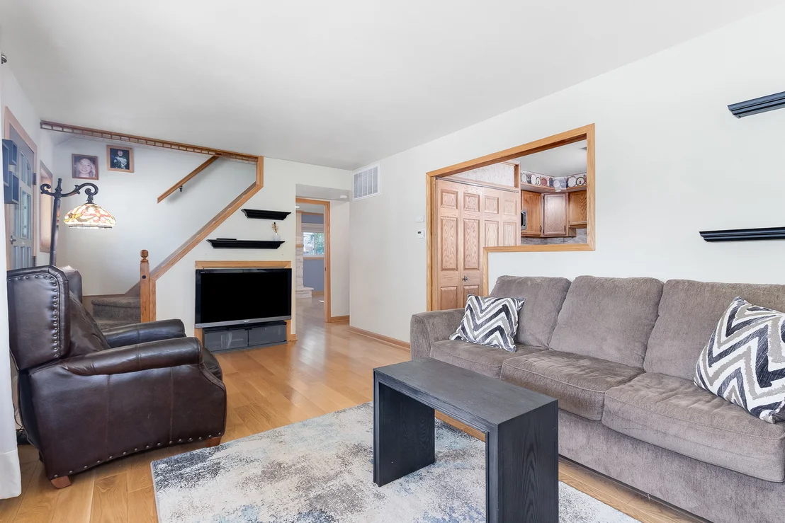 Photo of 6941 Olympic Drive