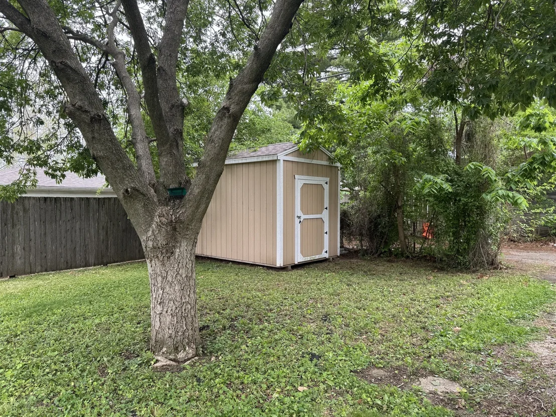 Photo of 911 Clement Street