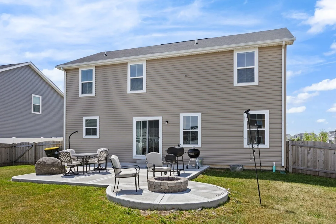 Photo of 552 Dawns End