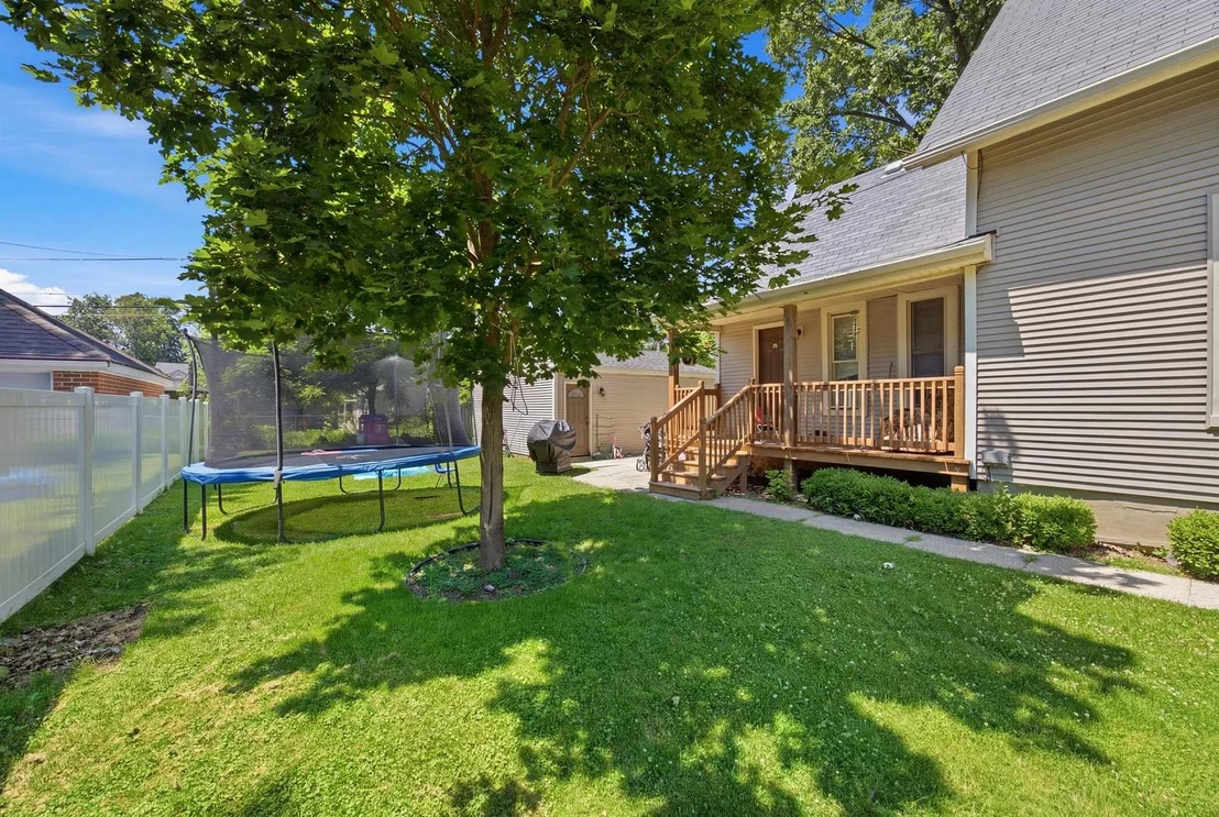 Photo of 344 N Worth Avenue