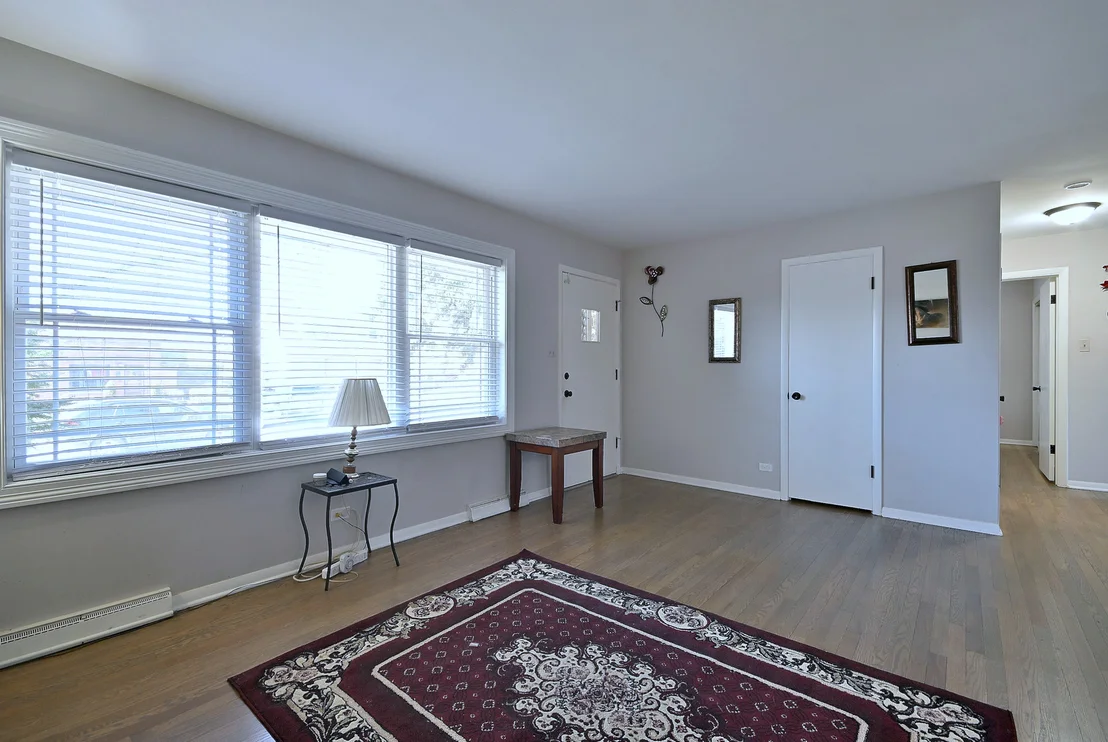 Photo of 341 Iroquois Road