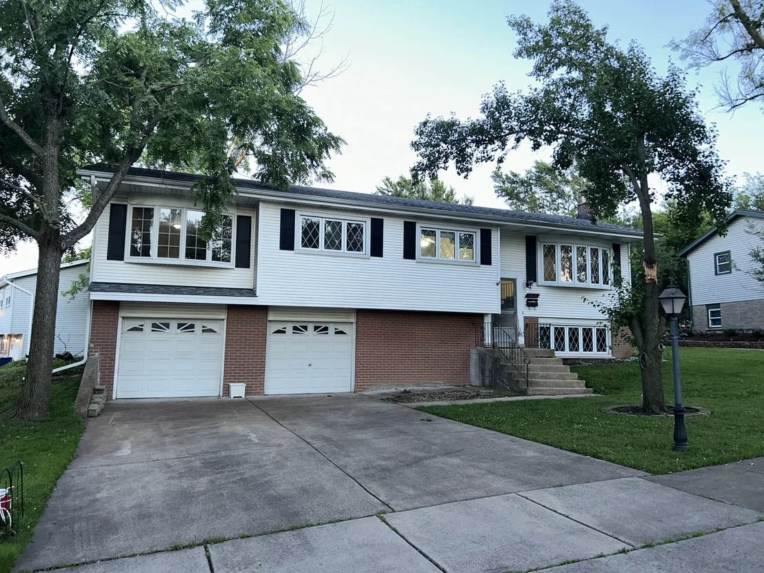 Photo of 9019 Beechnut Road