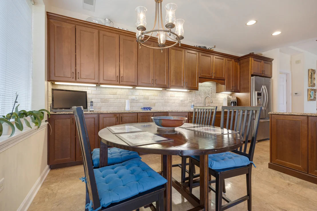 Photo of Unit 202 at 2640 Summit Drive