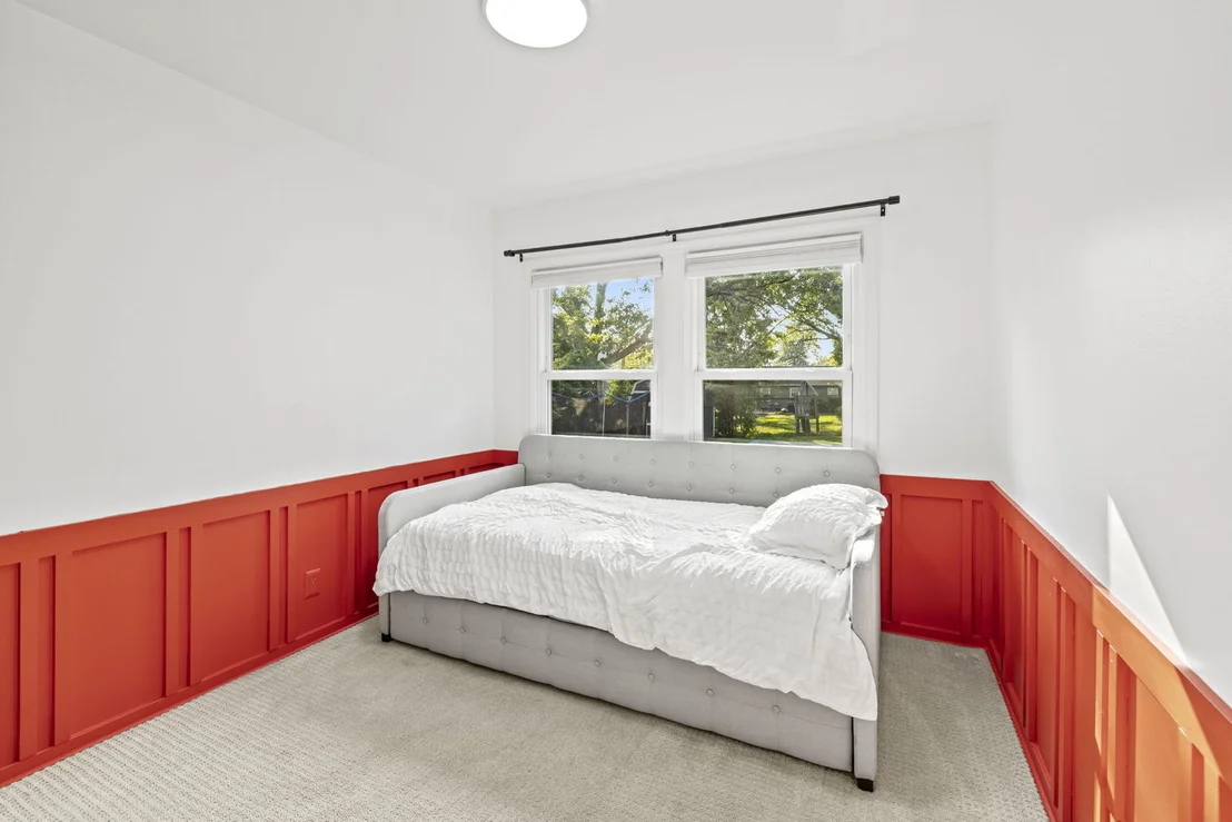Photo of 620 Crest Street