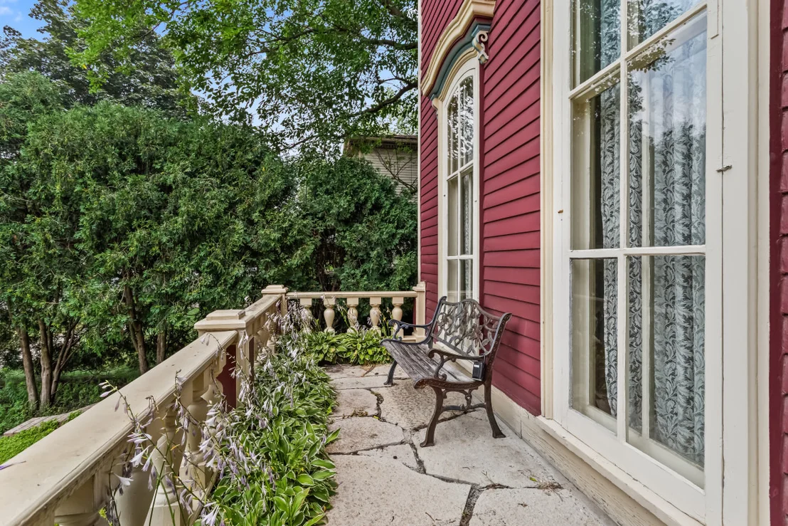 Photo of 1411 Maple Avenue