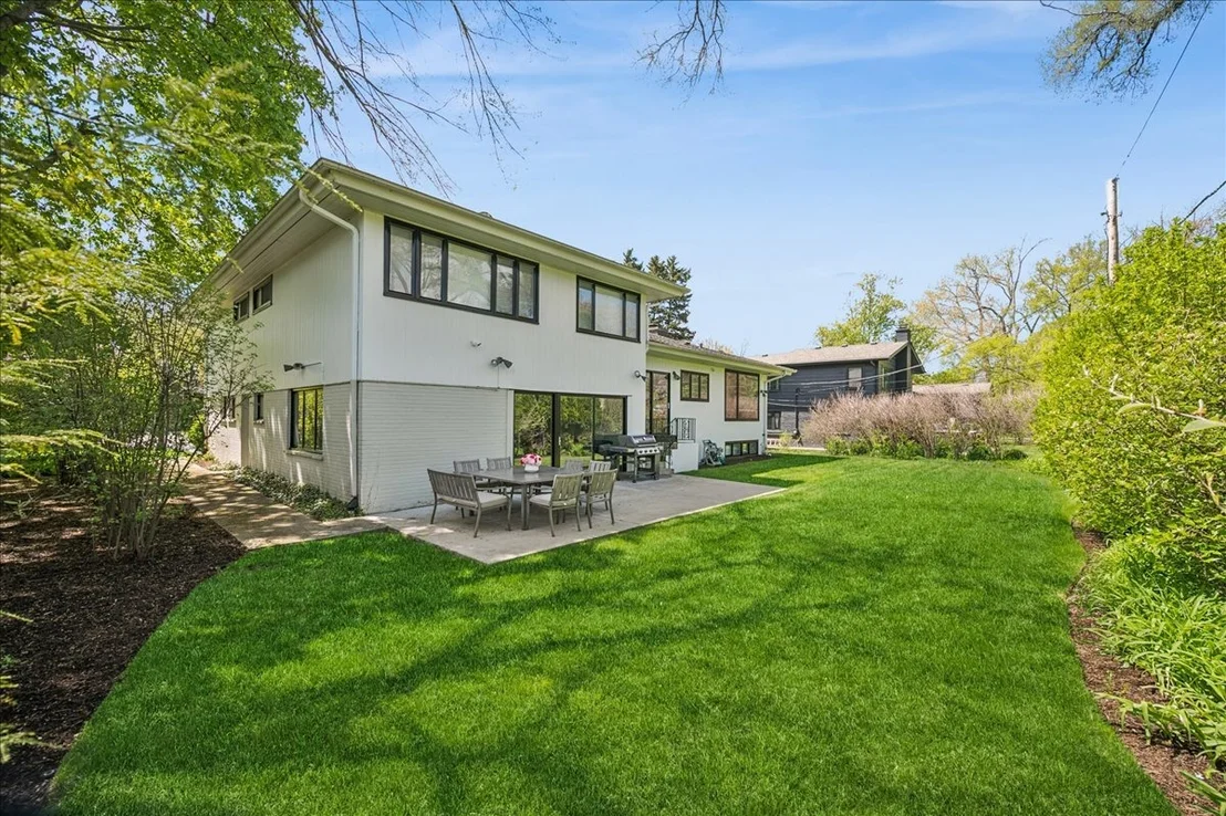 Photo of 751 Woodridge Lane