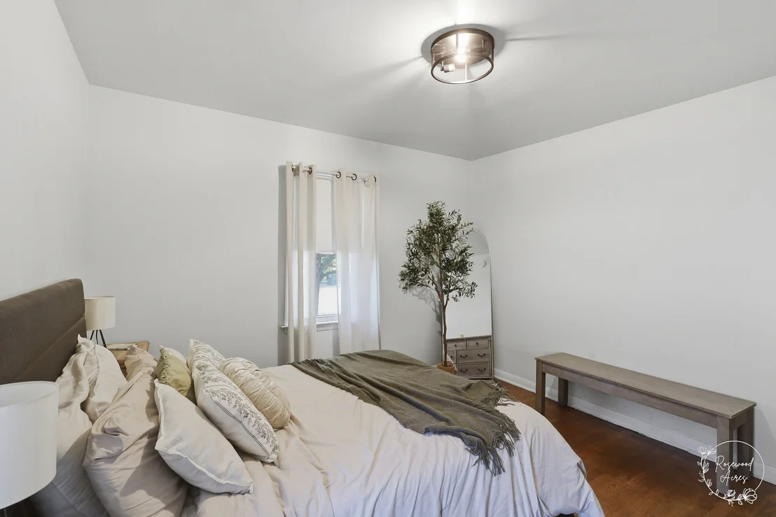 Photo of 1051 Cook Boulevard