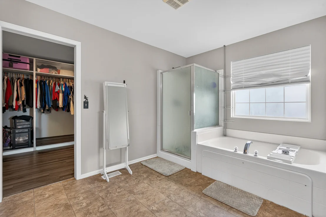 Photo of 1124 Ashlyn Lane