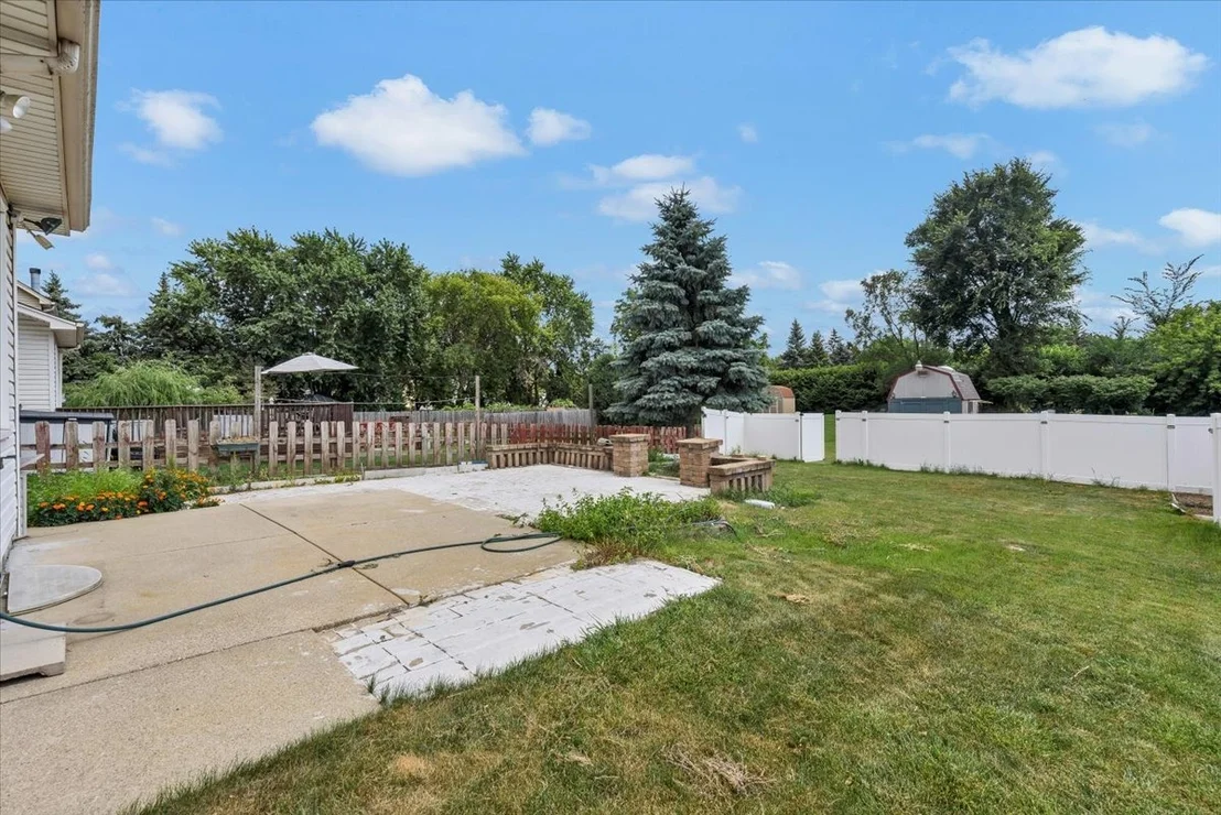 Photo of 2153 Laurel Avenue