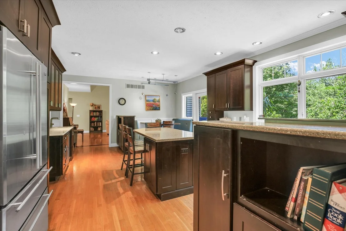 Photo of 1516 River Bluff Drive