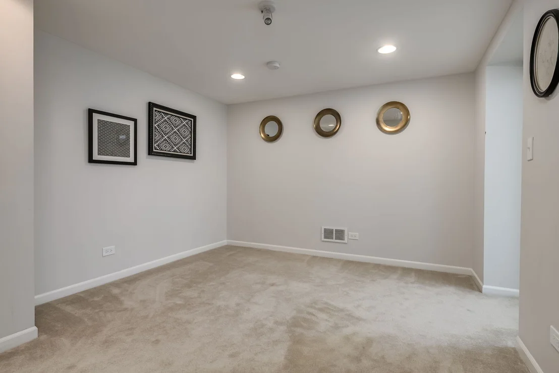 Photo of 369 Hawthorne Boulevard