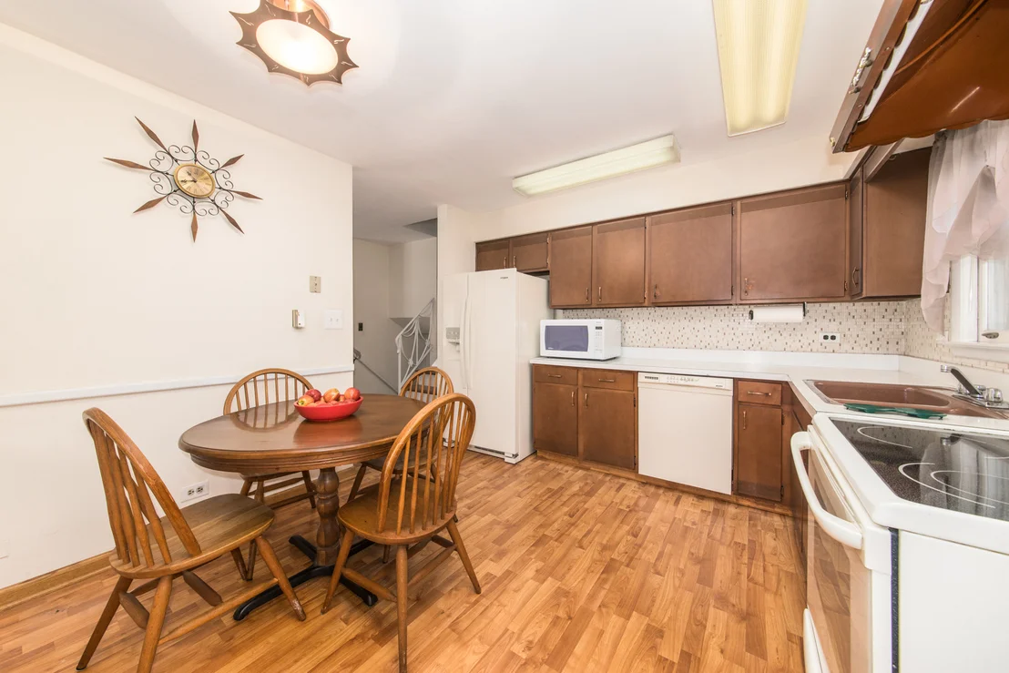 Photo of 1469 Webster Lane