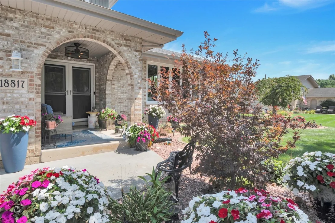 Photo of 18817 Creekview Lane
