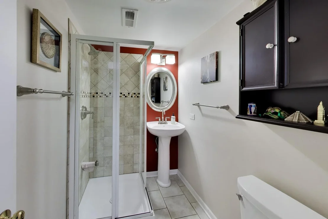 Photo of 2167 Midhurst Road