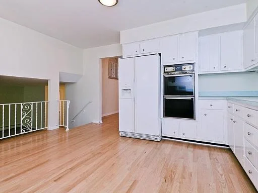 Photo of 2132 Maple