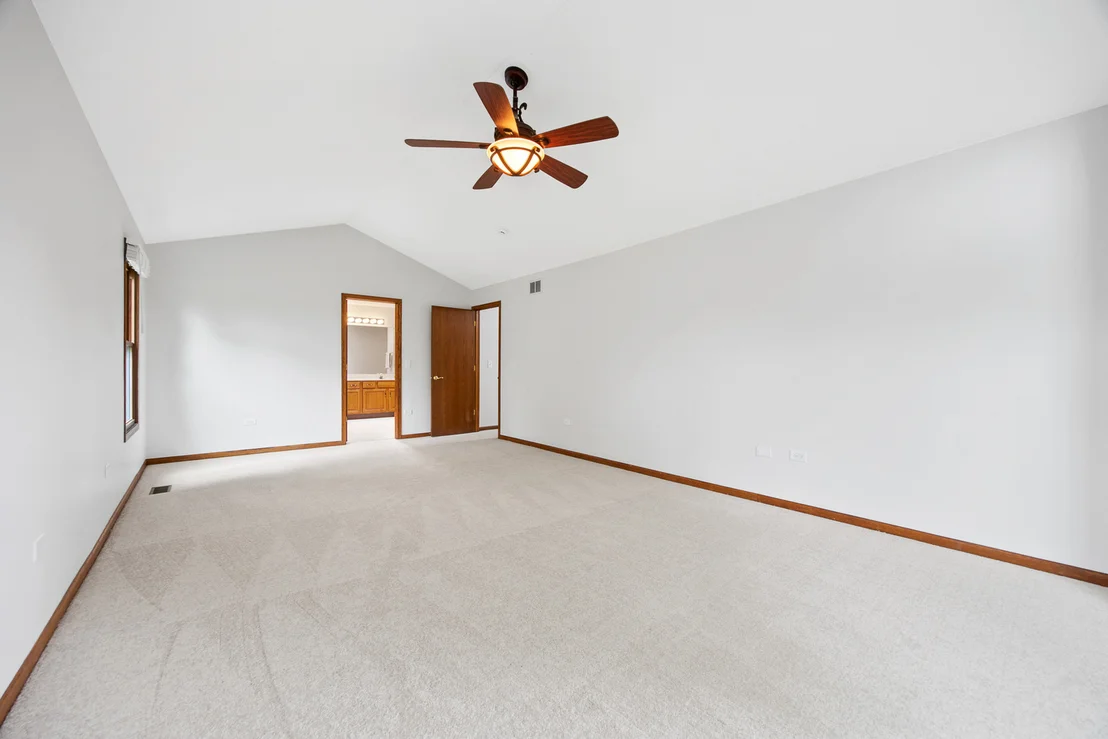 Photo of 533 Springwood Lane