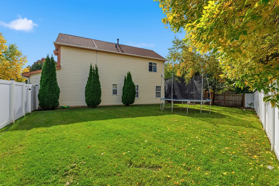 Photo of 568 Cambridge Drive