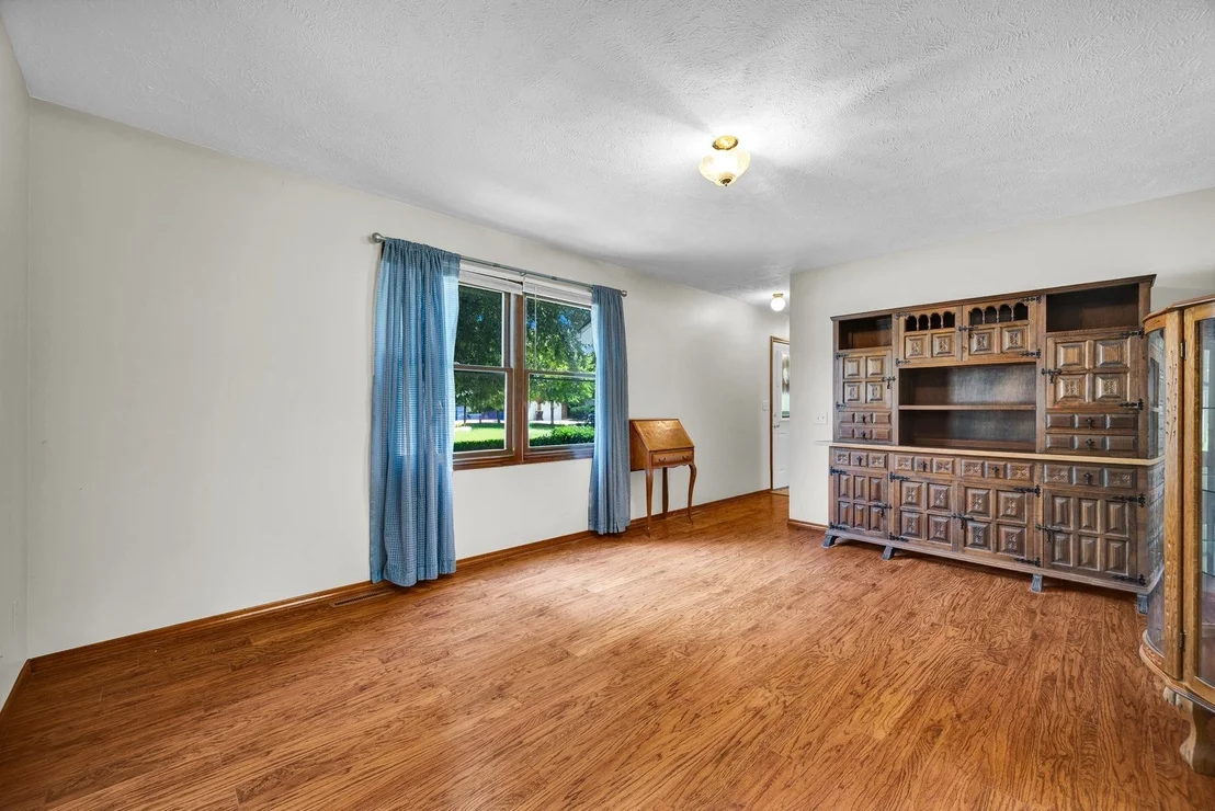 Photo of 109 Cornell Drive