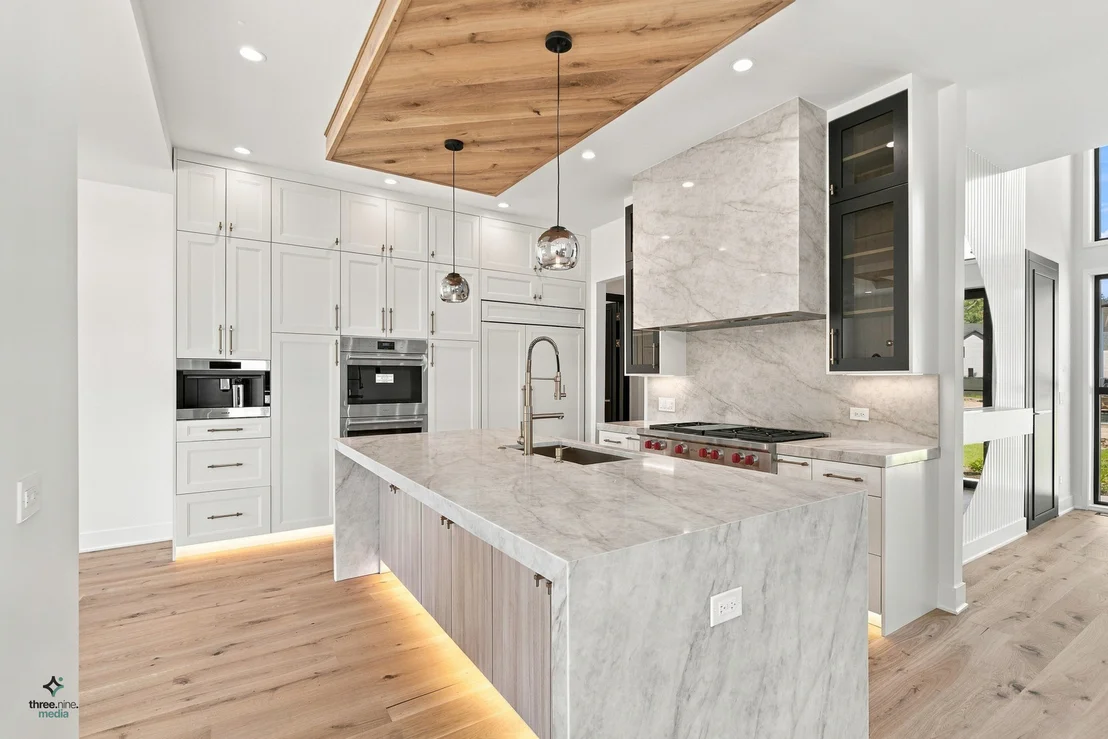 Photo of 414 Forest Edge Drive