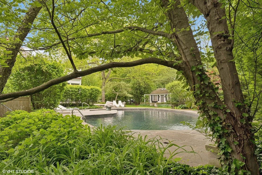 Photo of 844 Hibbard Road