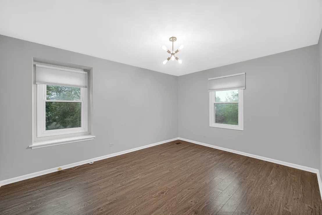 Photo of 910 KNIGHTSBRIDGE Lane
