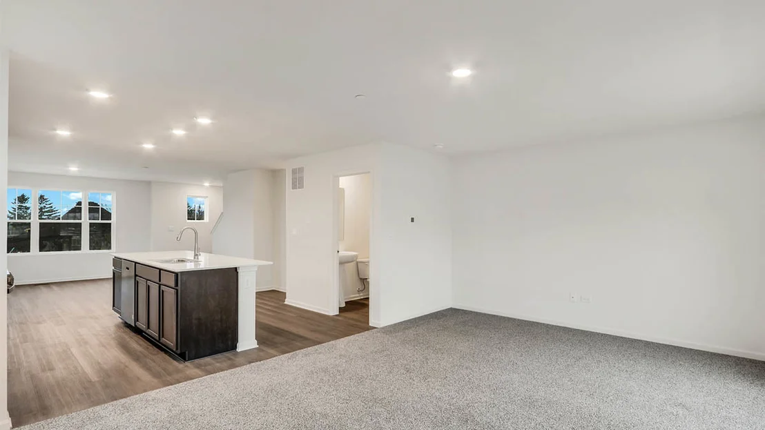 Photo of 401 Lakeshore Court