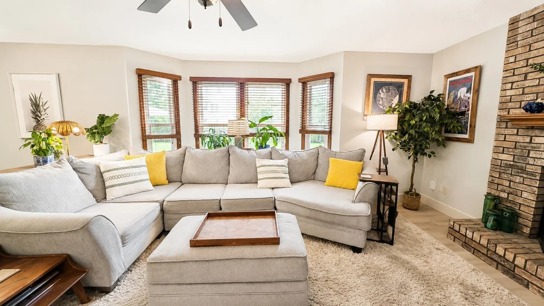 Photo of 1203 Royal Pointe Drive