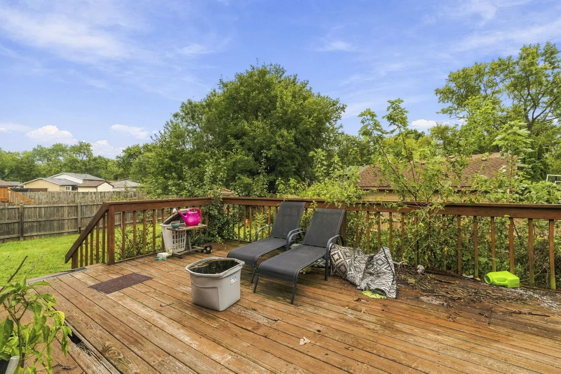 Photo of 863 Poplar Lane